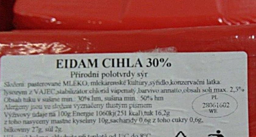 SVS nařídila stáhnout z trhu 16,5 tuny náhražky sýra neznámého původu