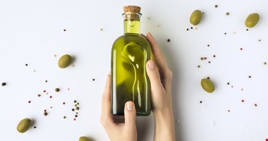 Olivový olej, tekuté zlato. Proč si dopřát lžíci denně?